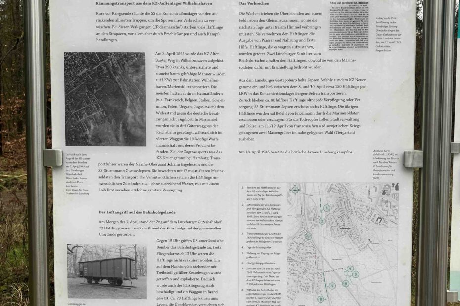 Foto der Gedenktafel 1 des Ehrenfriedhofs im Tiergarten