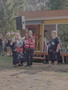 Sommerfest Heideruh. Der Nachmittag: Glückwünsche zum Geburtstag von Gina Pietsch